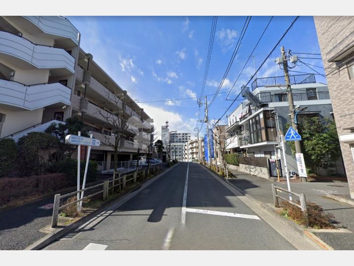 【前面道路】グランドヒルズB