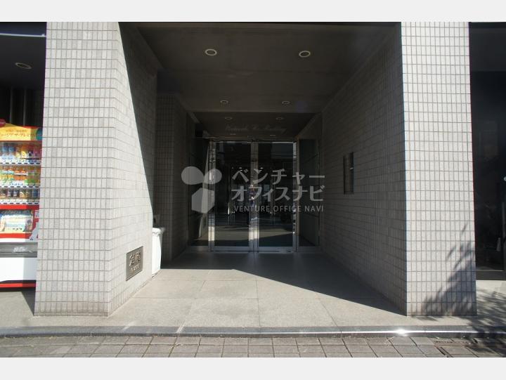 入口【渡辺コーポレーションビル】