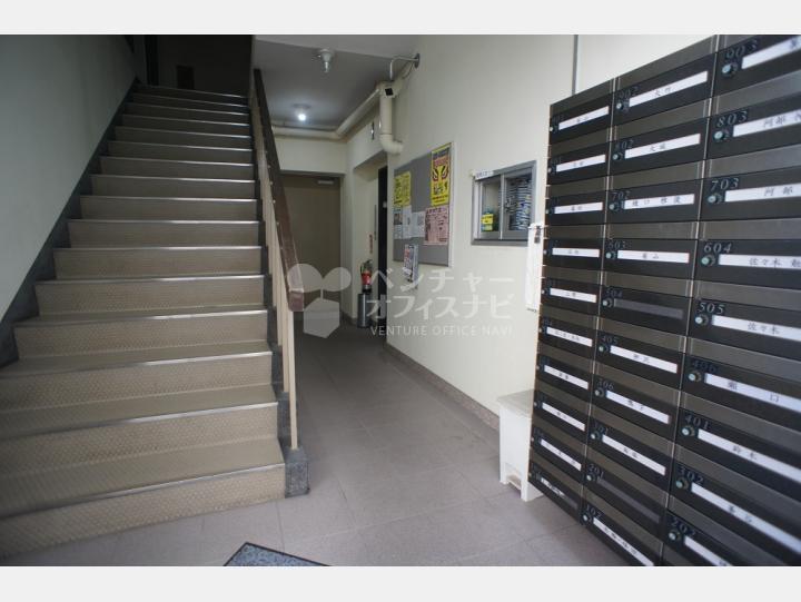 共用部通路・メールボックス【北品川フラワーホーム】