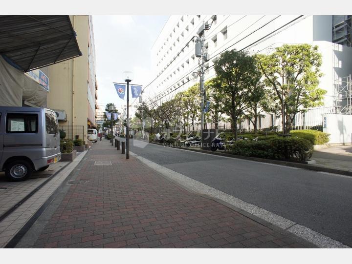 物件前通り【EARTH　SHIBA　BLDG（Ｓ－１ビル）】