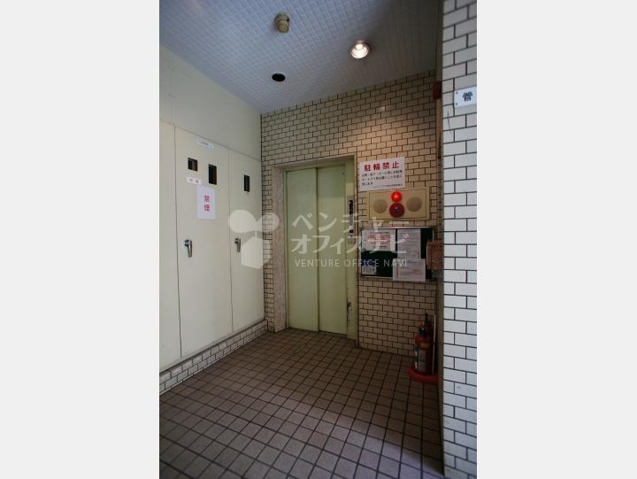 エントランス 【シルバープラザ恵比寿】