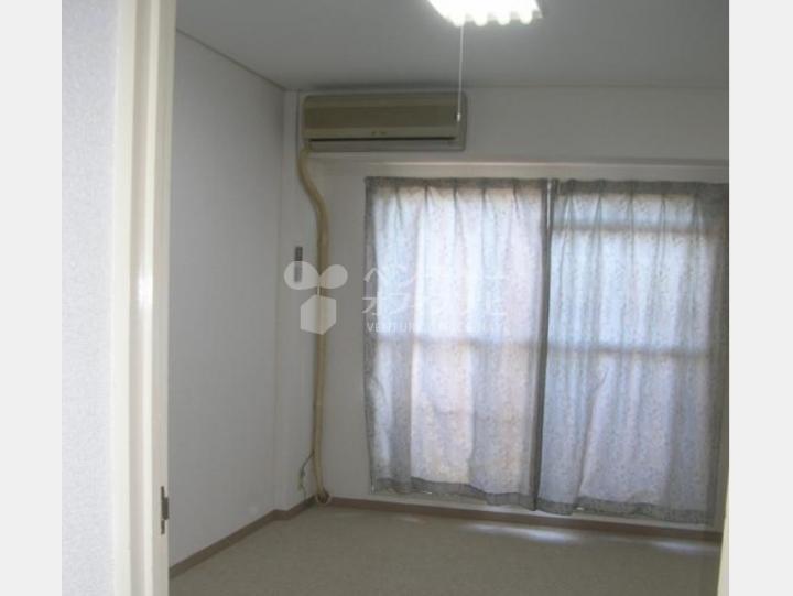 室内 【メゾンサンシャイン】