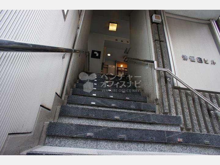 入口 【俳優座ビル】