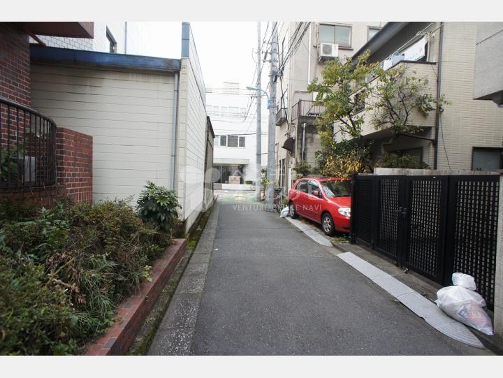 共用部通路【神楽坂ブリックハウス】
