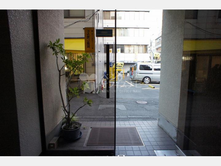 共用部通路【神田ＩＳビル】