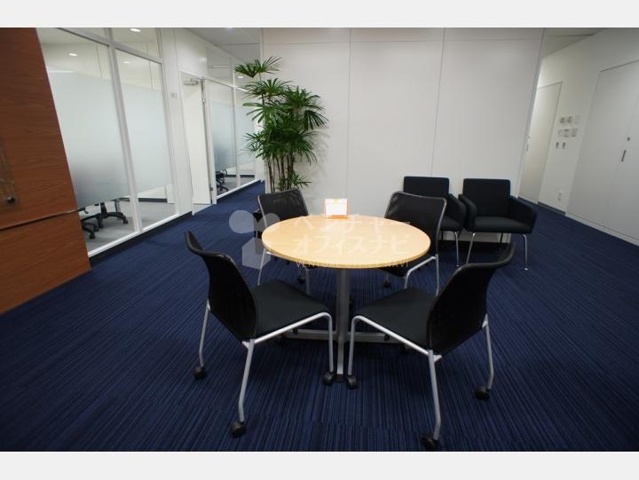 6F受付　ミーティングスペース【CROSSCOOP新宿AVENUE】