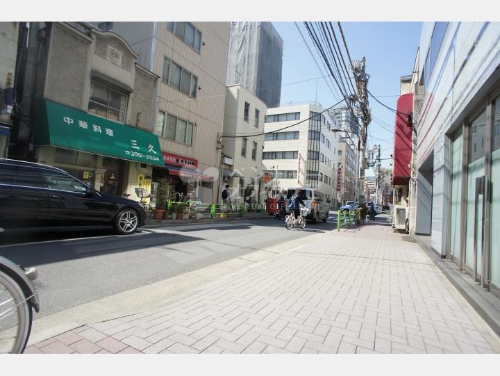 前面道路【新富3Tビル】