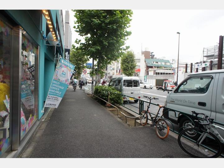 前面道路【ティスモ原宿5】