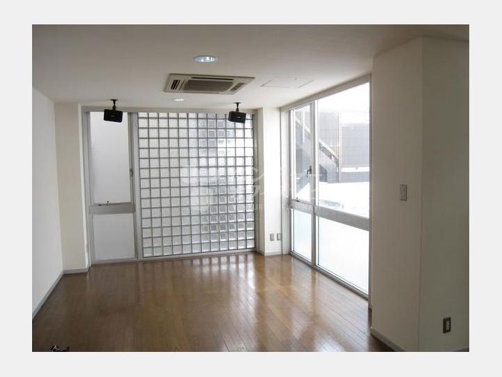 2F室内写真1【ロワレール千駄ヶ谷】