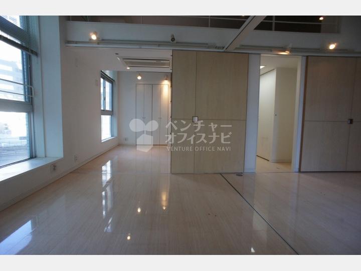 【アジリア代々木J's（AGILIA YOYOGI J's）】