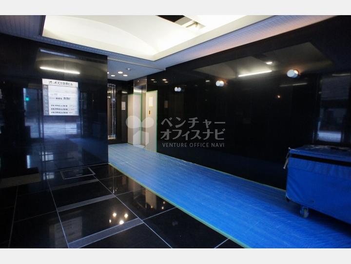 エントランス【オーイズミ新橋ビル】