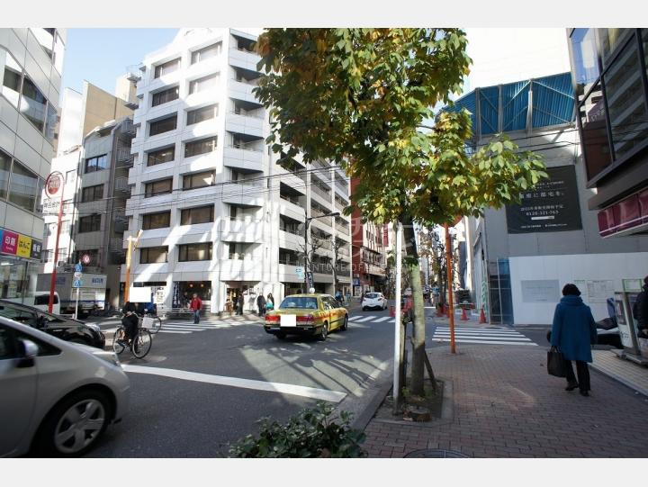 前面道路【銀座大塚ビル】