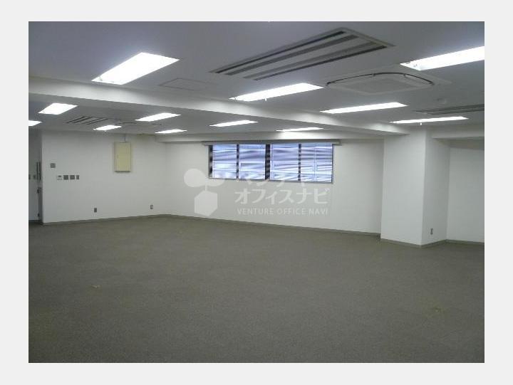 室内　【プラネットビル】