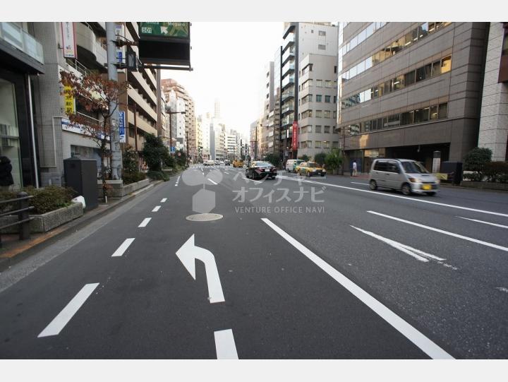 前面道路【プライム飯田橋】