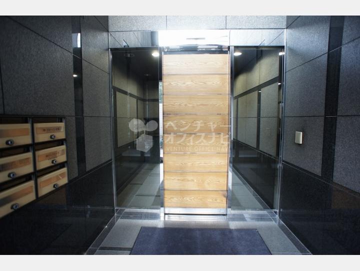 エントランス【共和１５番館ビル】