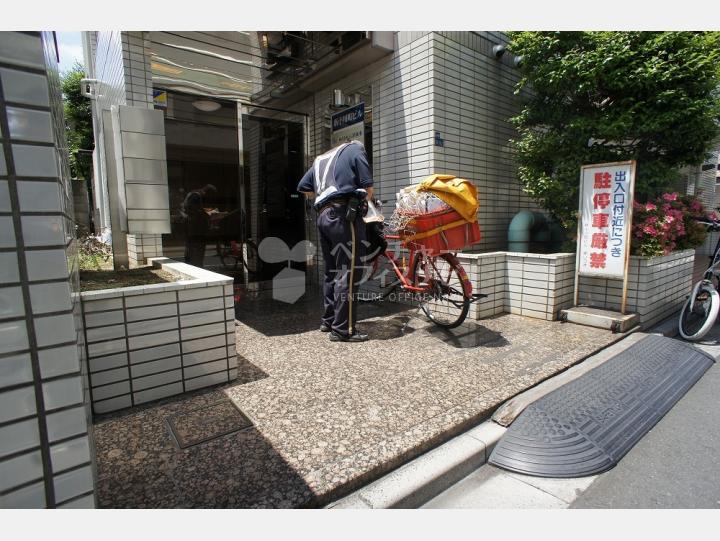 入口【新小川町ビル】