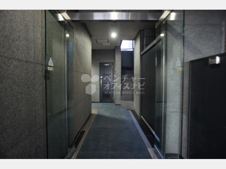 共用部通路【隼東幸ビル】