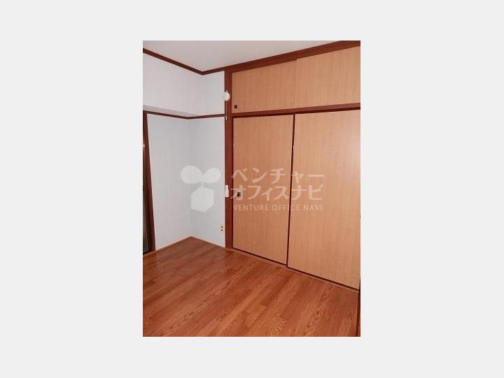 収納【成子坂ハイツ】