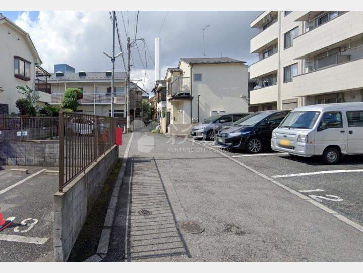 【前面道路】コーポむつみ