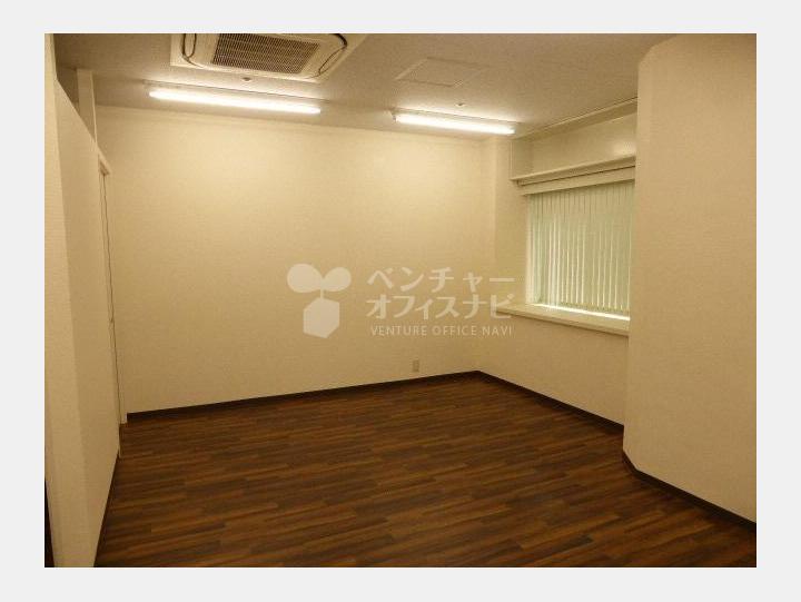 117室内写真1【ニューステイトメナー】