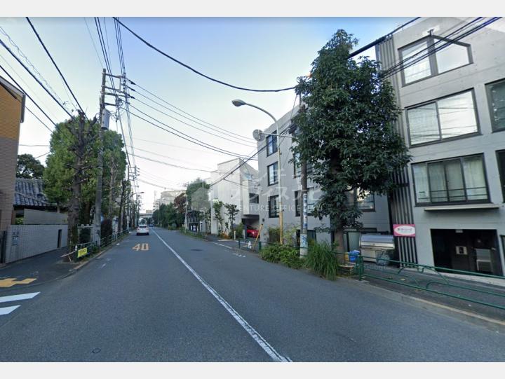 【前面道路】ヴァンテジオ目黒uno