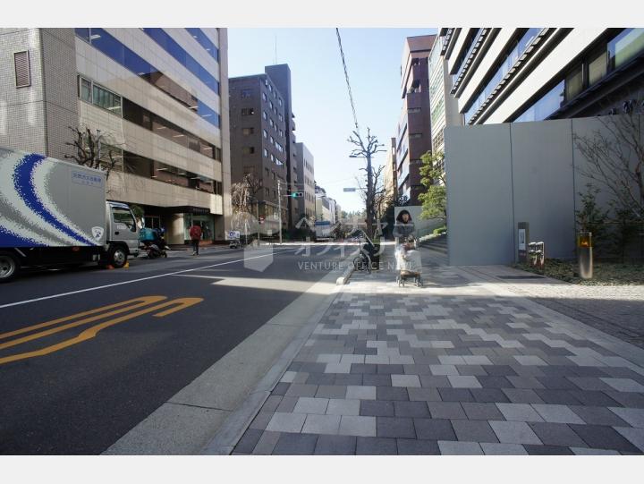 前面道路【五番町マンション